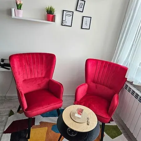 Διαμέρισμα Boutique B37 *